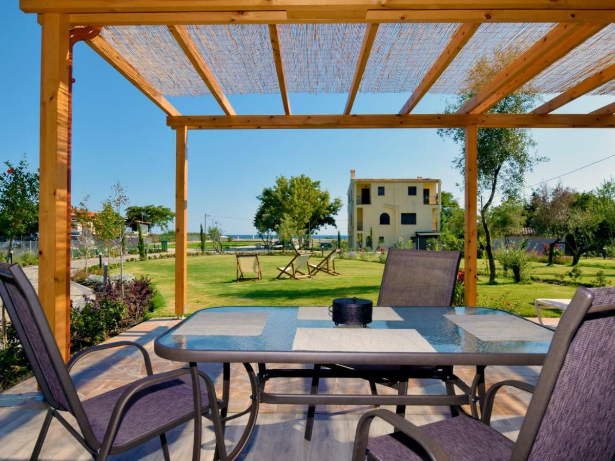 Notos Resort - Tristinika Sithonia Toroni Dış mekan fotoğraf